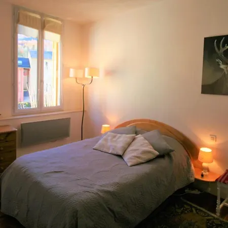 7 Avenue Docteur Gomma Apartment *