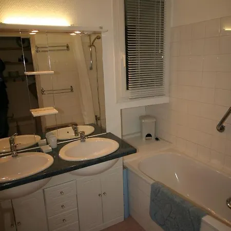 7 Avenue Docteur Gomma Ax-les-Thermes